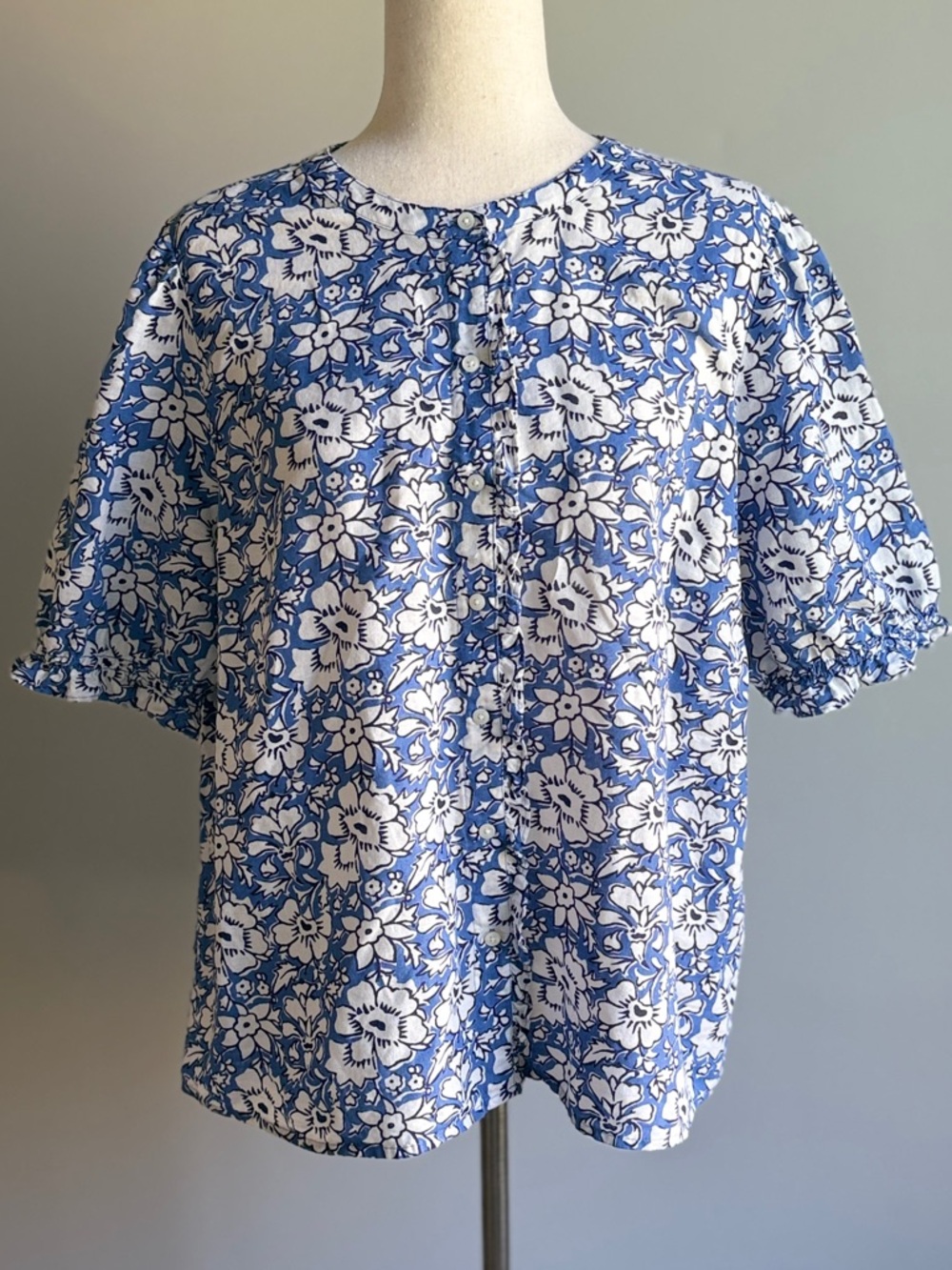 J. Crew Factory Linen Blend Blue and White Floral Puff Sleeve Blouse